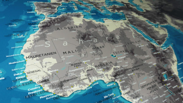 Doppelseitige Plexiglas-Weltkarte - Moai
